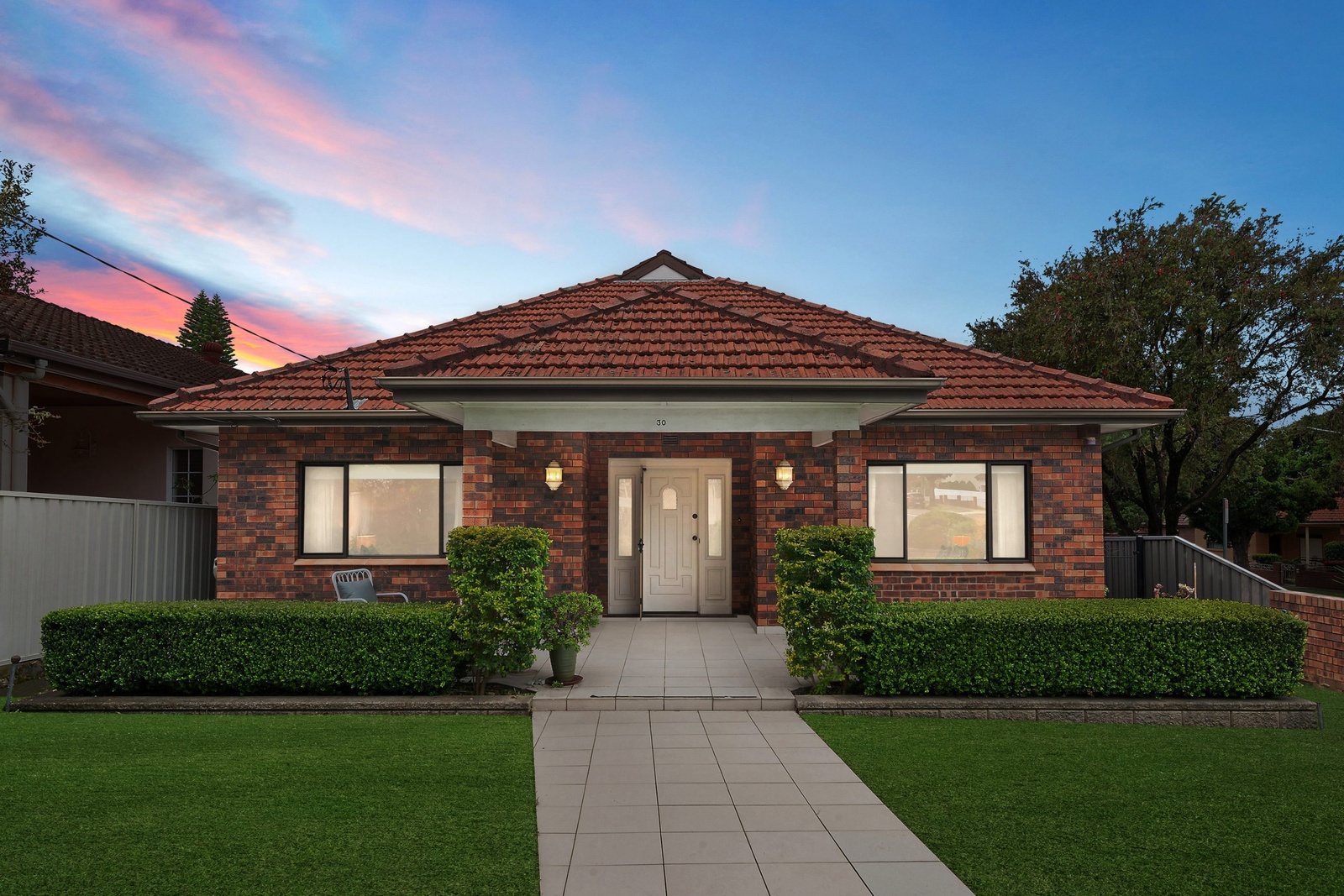 30 Earlwood Avenue, Earlwood